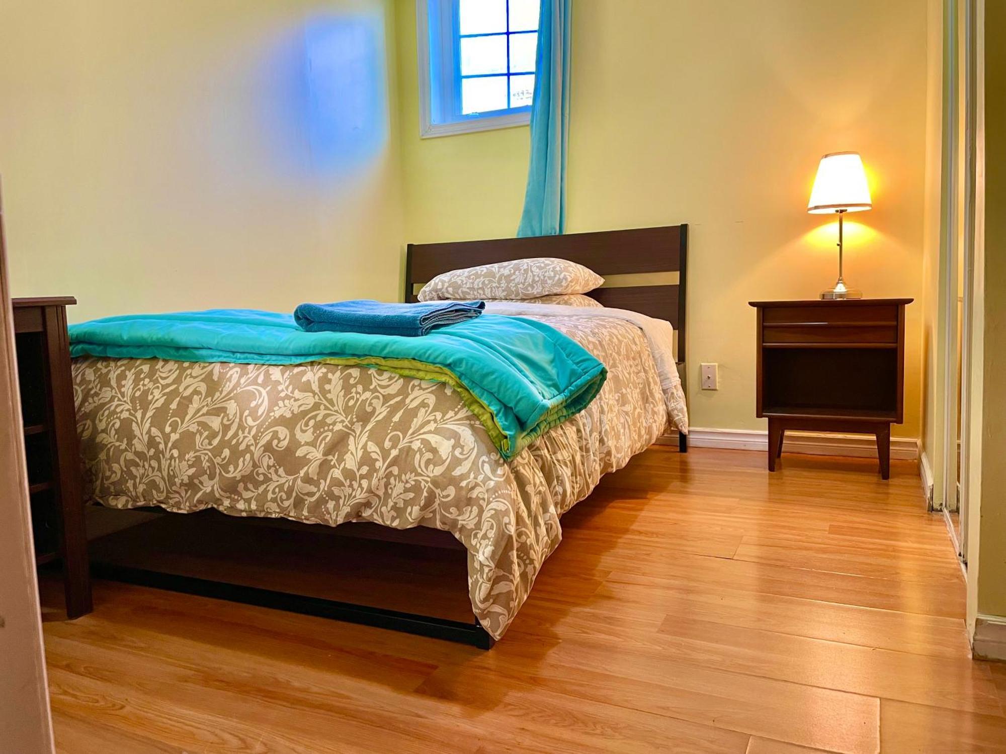 Nice Room At York University Τορόντο Εξωτερικό φωτογραφία